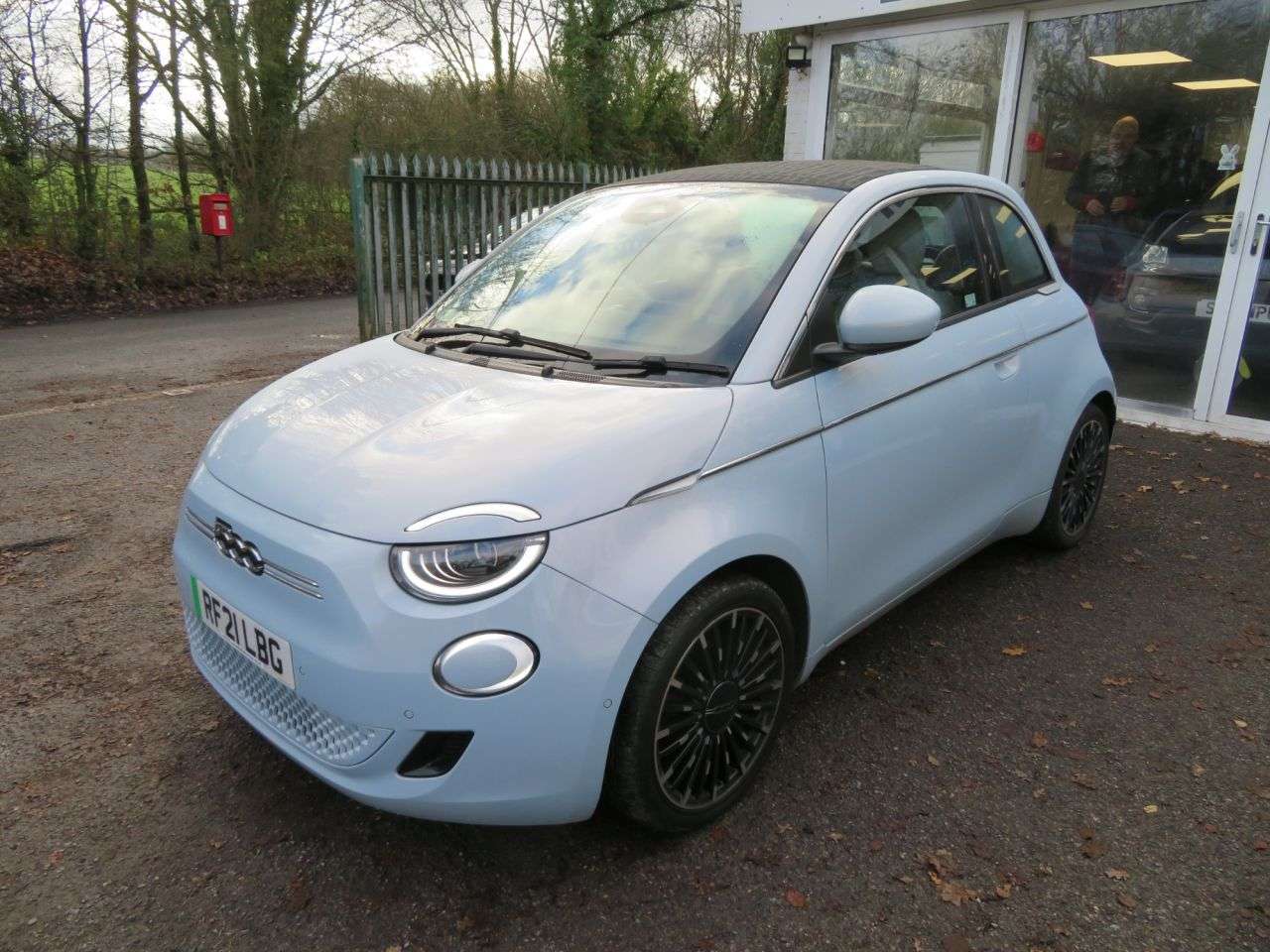 2021 FIAT 500E C 2021 FIAT 500E C