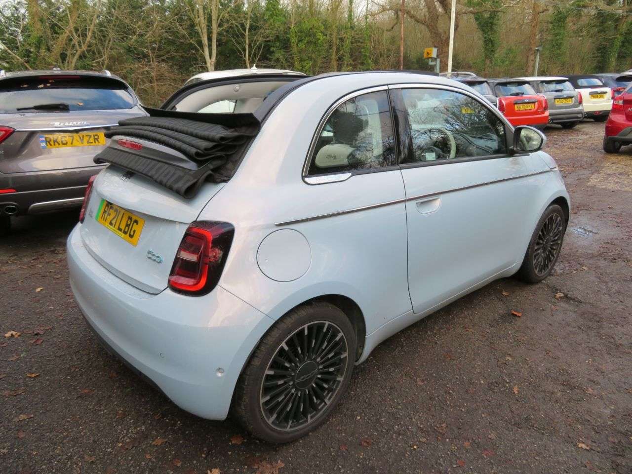 2021 FIAT 500E C 2021 FIAT 500E C