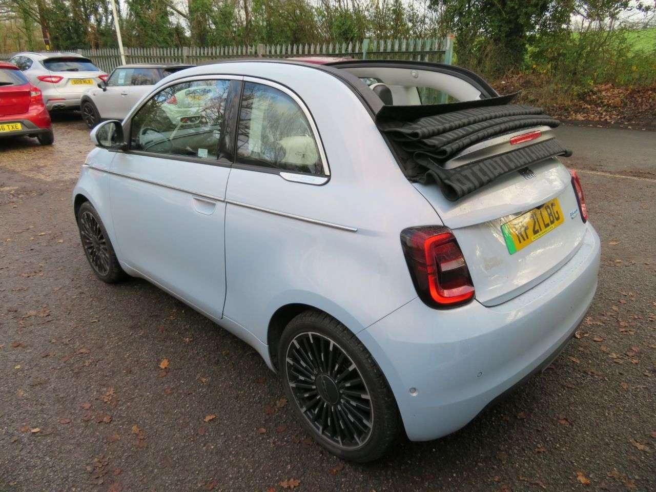 2021 FIAT 500E C 2021 FIAT 500E C