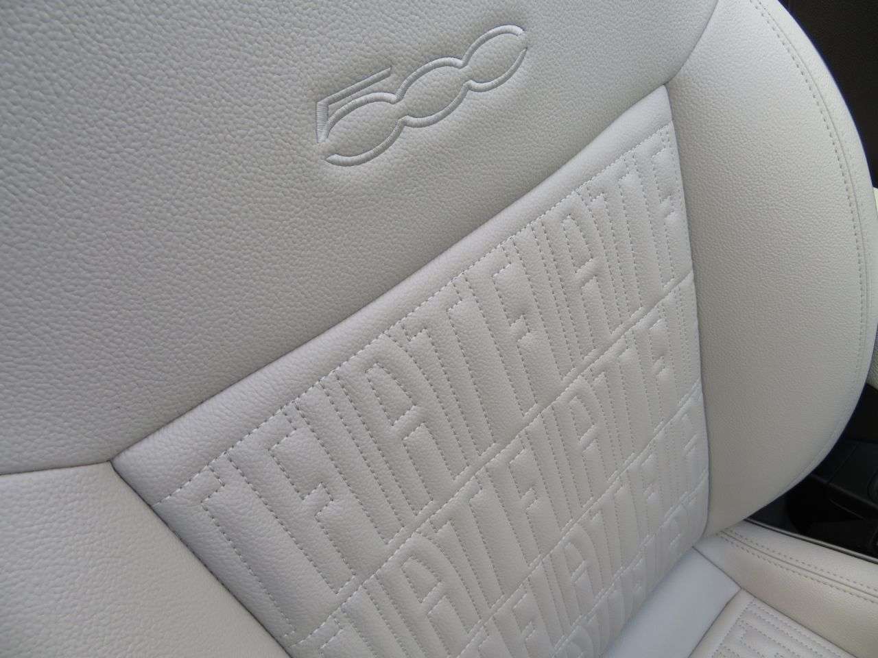 2021 FIAT 500E C 2021 FIAT 500E C