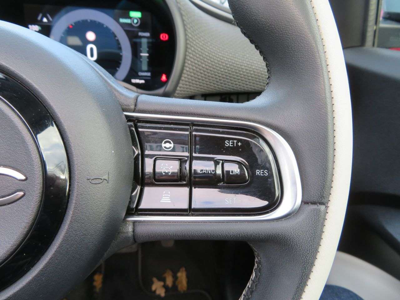 2021 FIAT 500E C 2021 FIAT 500E C