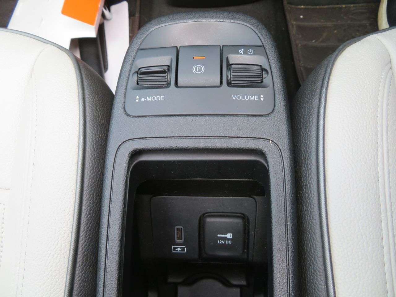 2021 FIAT 500E C 2021 FIAT 500E C