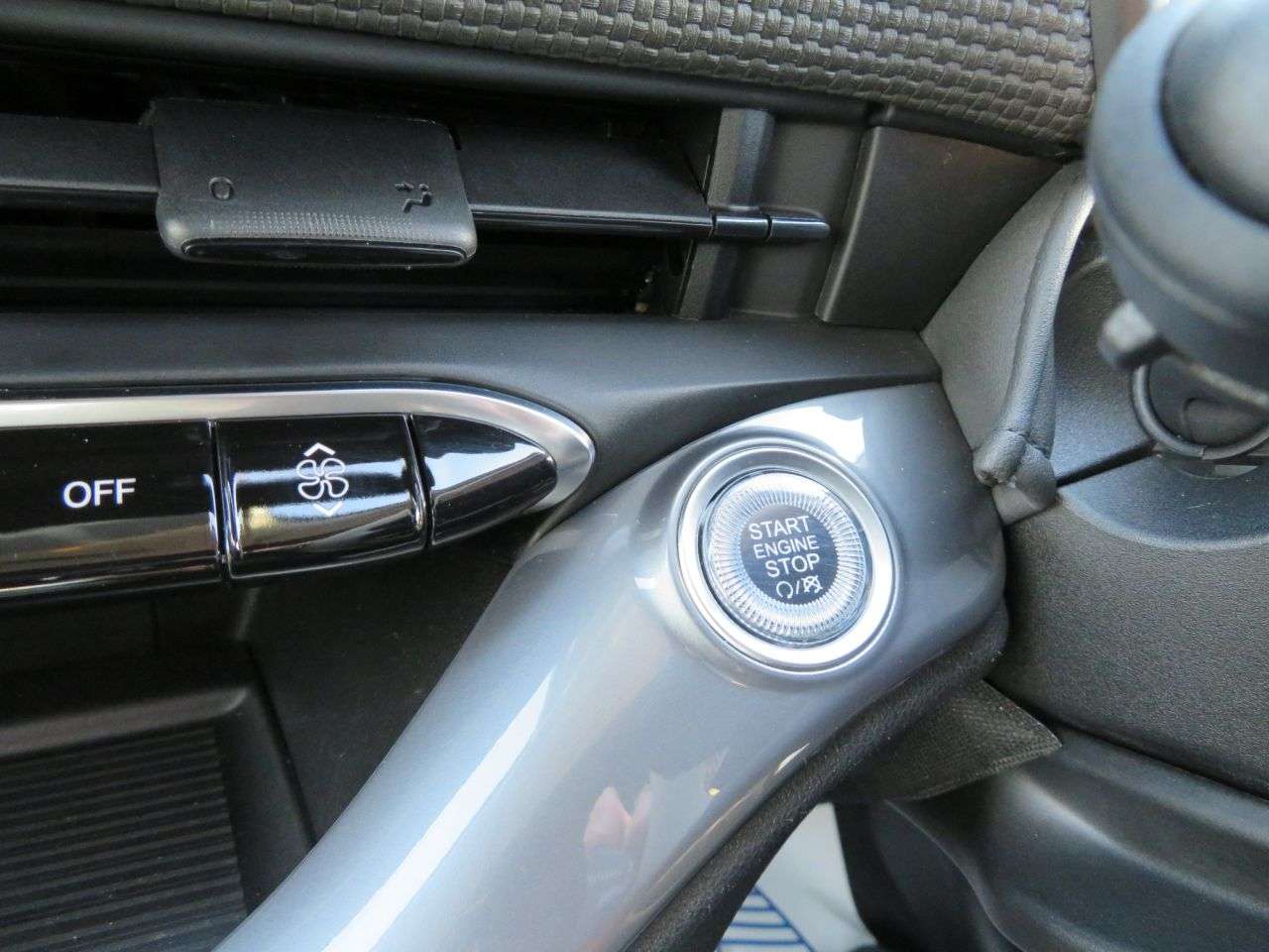 2021 FIAT 500E C 2021 FIAT 500E C