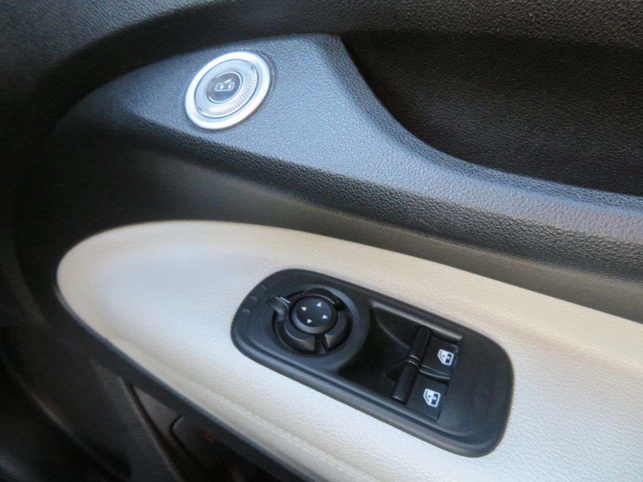 2021 FIAT 500E C 2021 FIAT 500E C