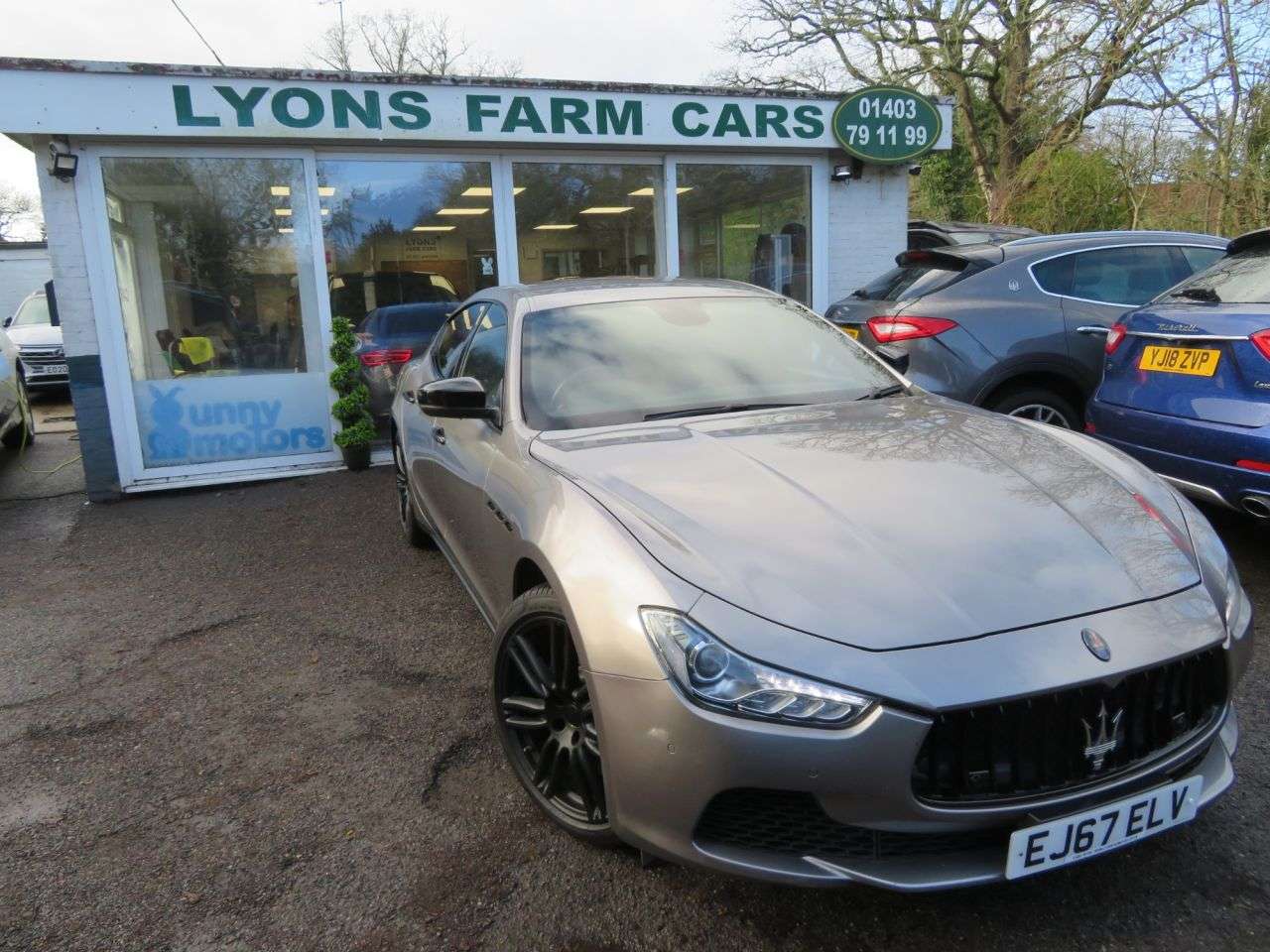 A 2017 MASERATI GHIBLI 3.0 V6 Saloon 4dr Petrol ZF Euro 5 (330 ps) Automatic 20" ALLOYS + HEATED S A 2017 MASERATI GHIBLI 3.0 V6 Saloon 4dr Petrol ZF Euro 5 (330 ps) Automatic 20" ALLOYS + HEATED S
