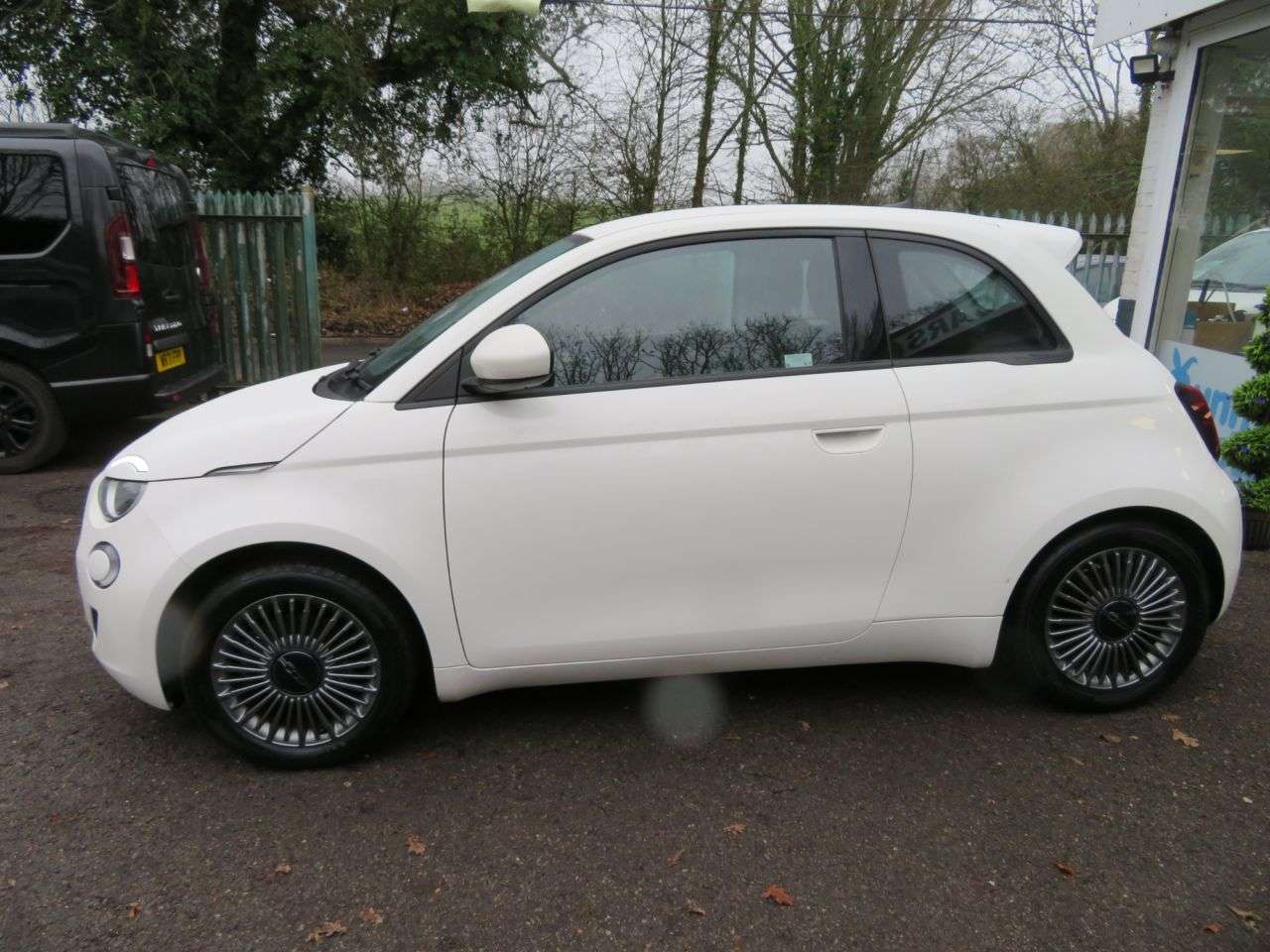 2021 FIAT 500E 2021 FIAT 500E