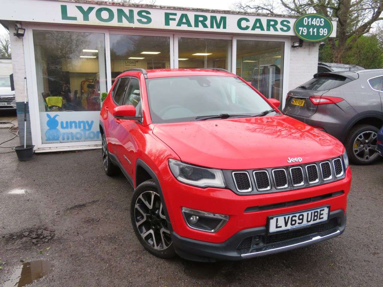 A 2019 JEEP COMPASS 1.4T MultiAirII Limited SUV 5dr Petrol Automatic 4 Wheel Drive Euro 6 (s/s) A 2019 JEEP COMPASS 1.4T MultiAirII Limited SUV 5dr Petrol Automatic 4 Wheel Drive Euro 6 (s/s)