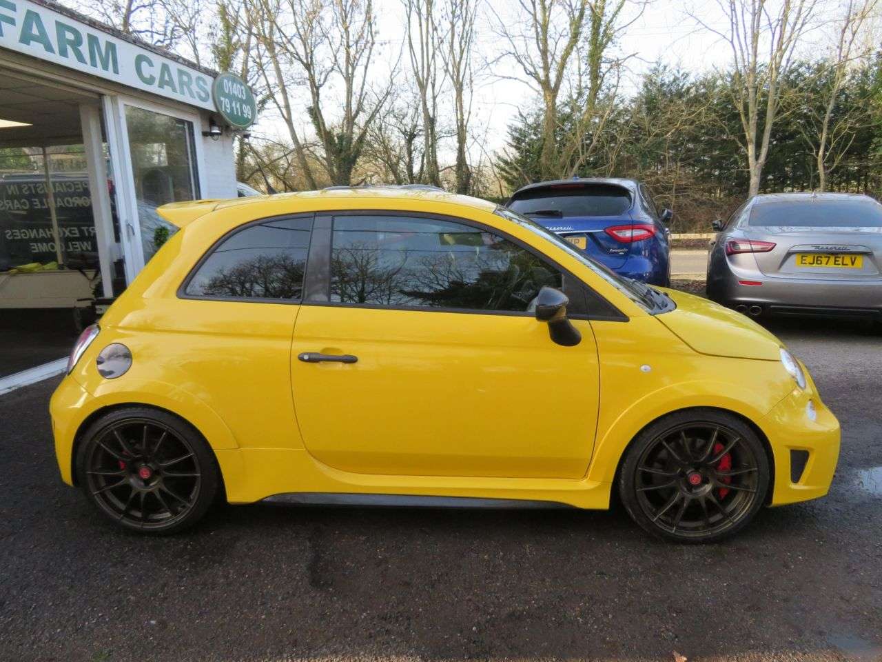 2016 ABARTH 695 2016 ABARTH 695