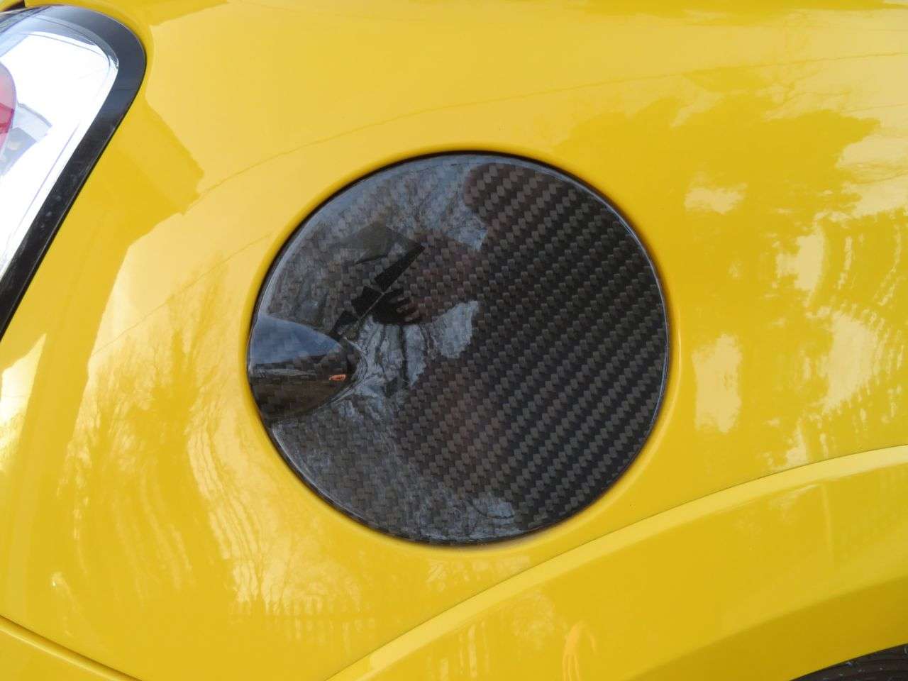 2016 ABARTH 695 2016 ABARTH 695