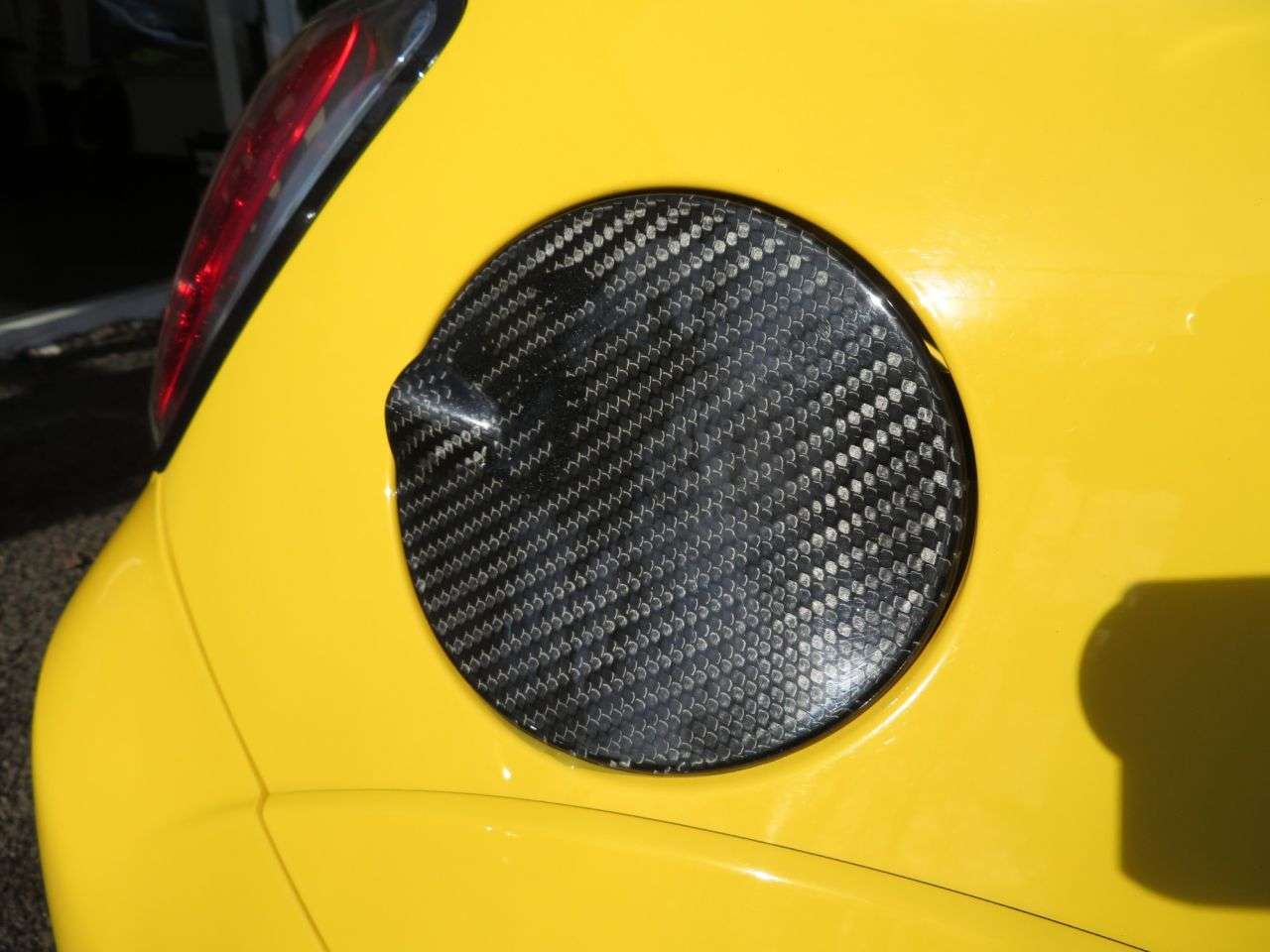 2016 ABARTH 695 2016 ABARTH 695