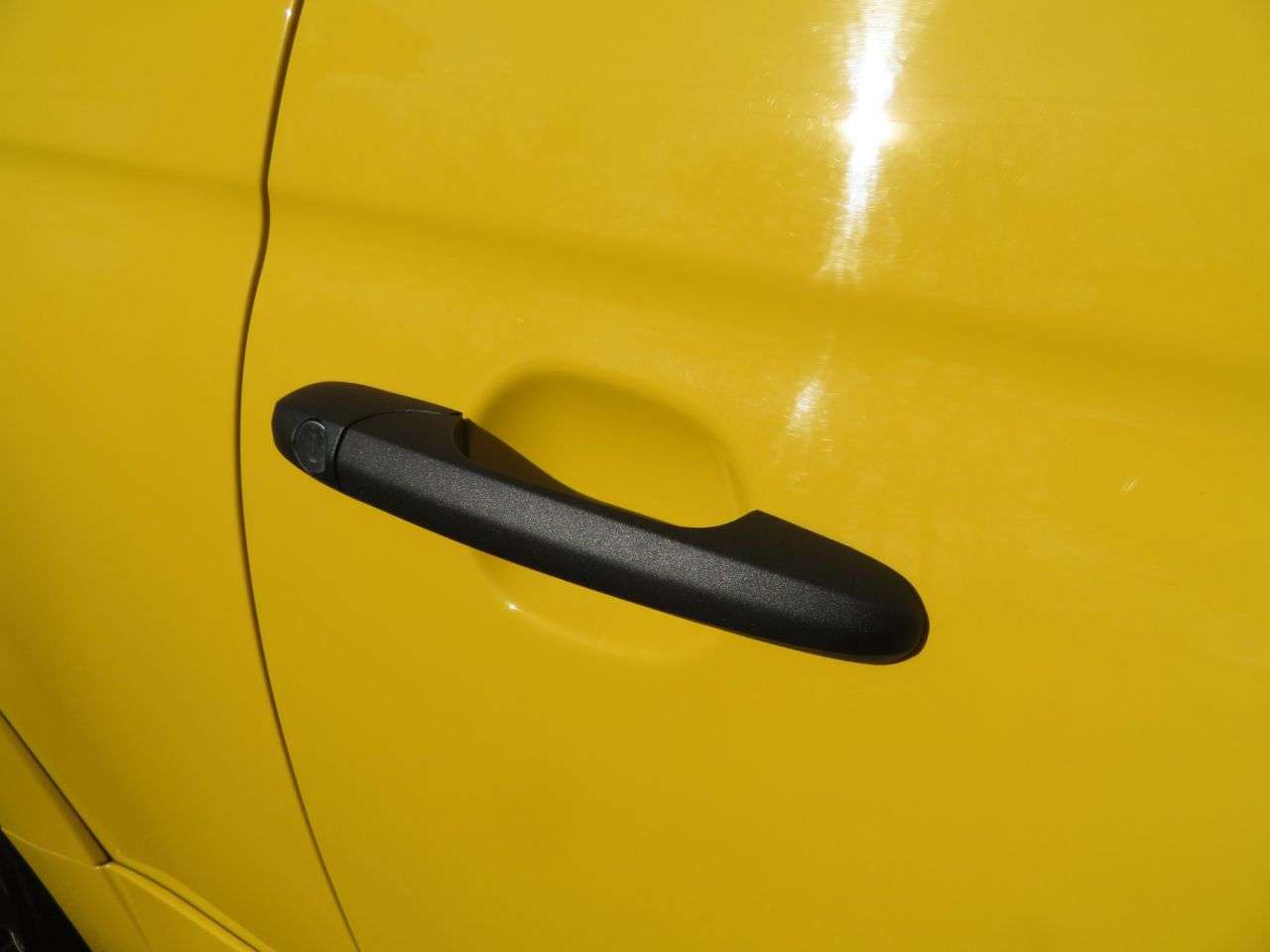 2016 ABARTH 695 2016 ABARTH 695