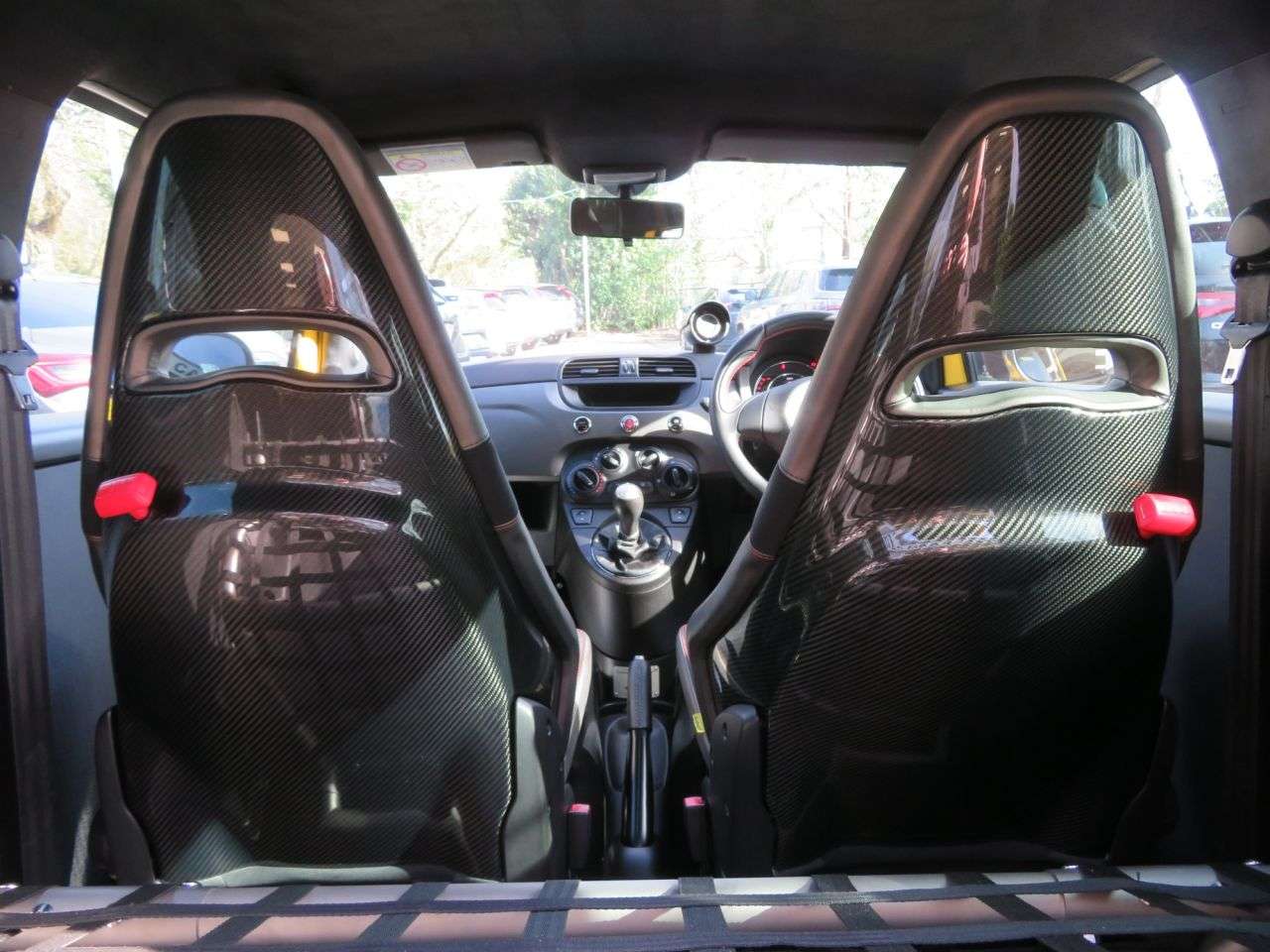 2016 ABARTH 695 2016 ABARTH 695