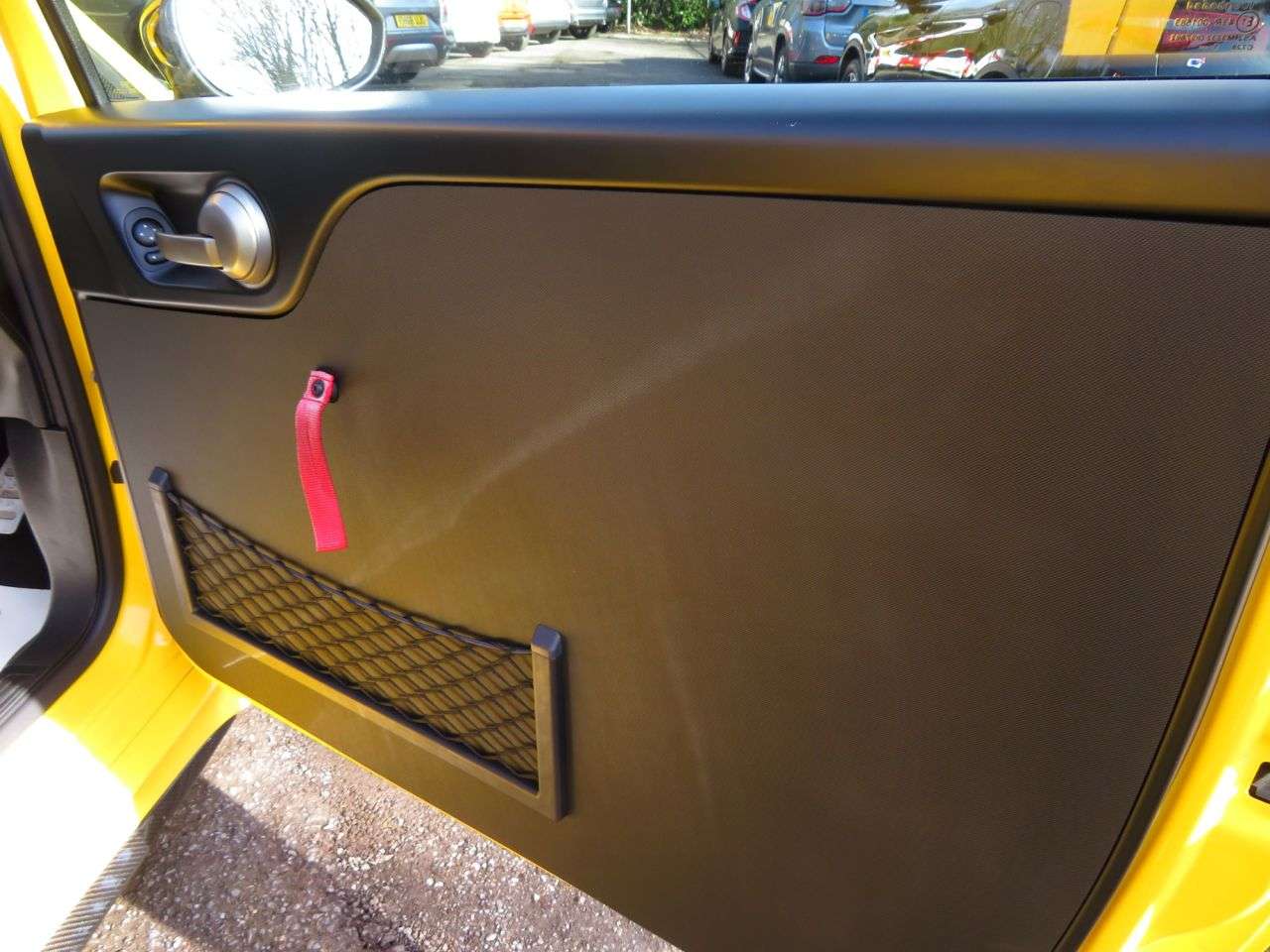 2016 ABARTH 695 2016 ABARTH 695