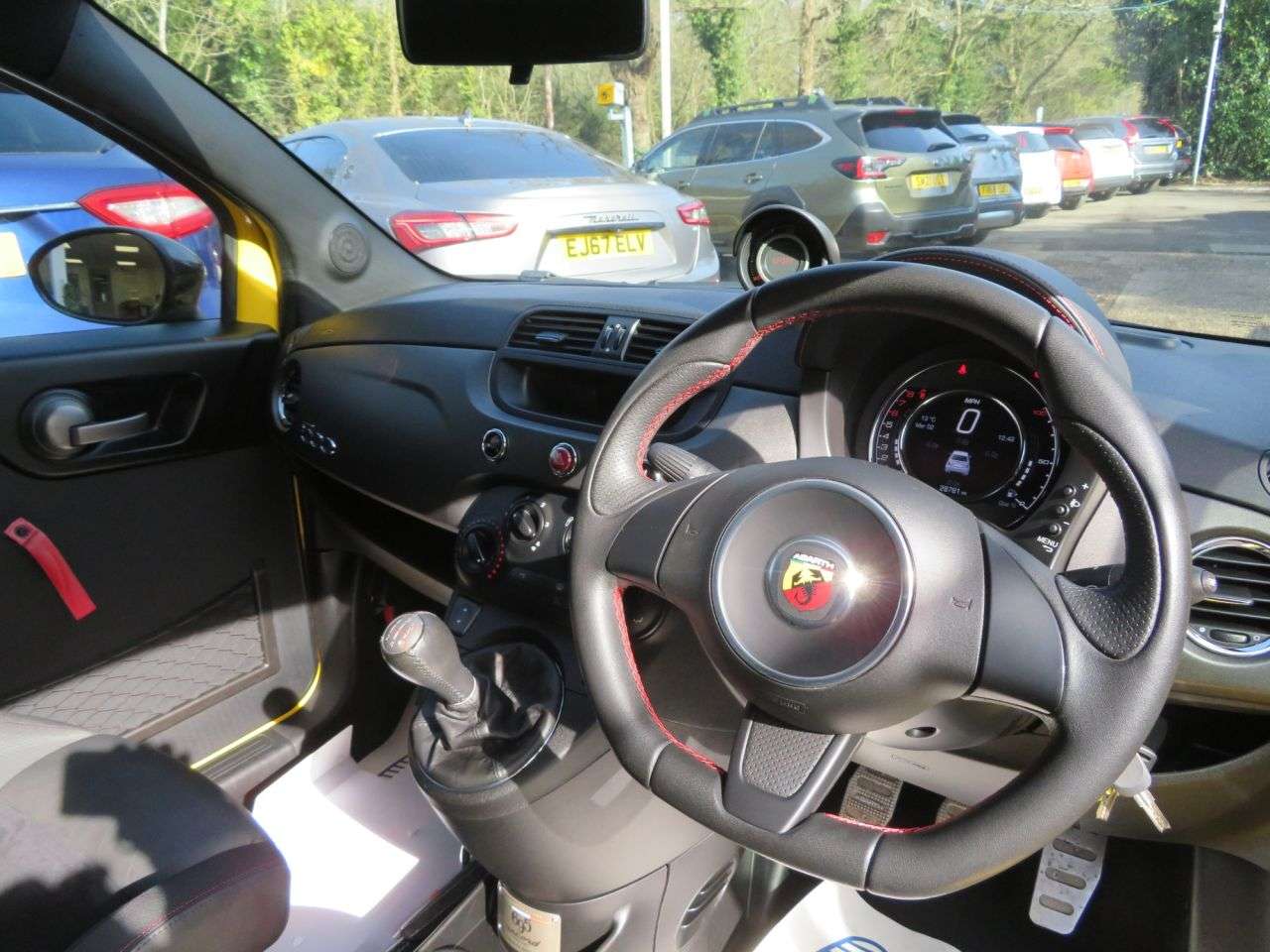 2016 ABARTH 695 2016 ABARTH 695