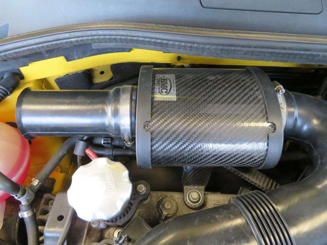 2016 ABARTH 695 2016 ABARTH 695