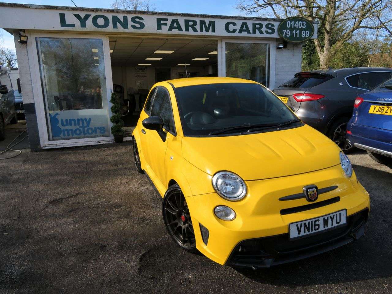A 2016 ABARTH 695 1.4 T-Jet Biposto Record Edition Hatchback 3dr Petrol Manual Euro 6 (190 bh A 2016 ABARTH 695 1.4 T-Jet Biposto Record Edition Hatchback 3dr Petrol Manual Euro 6 (190 bh