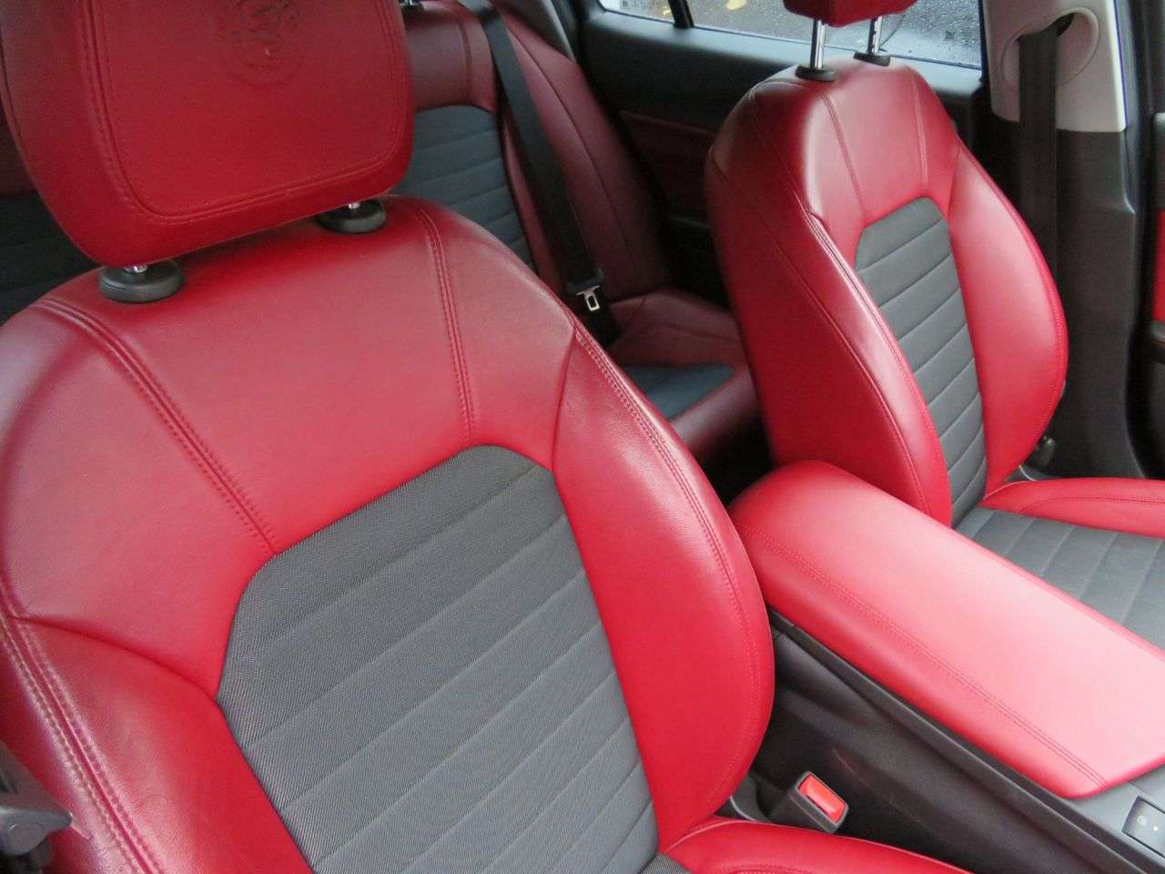 2017 ALFA ROMEO GIULIA 2017 ALFA ROMEO GIULIA