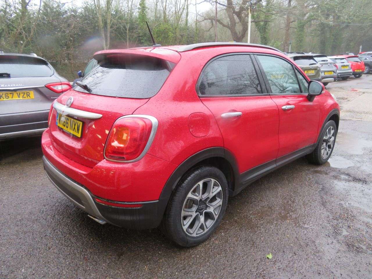 A 2016 FIAT 500X 1.6 MultiJetII Cross SUV 5dr Diesel Manual Euro 6 (s/s) (120 ps) A 2016 FIAT 500X 1.6 MultiJetII Cross SUV 5dr Diesel Manual Euro 6 (s/s) (120 ps)