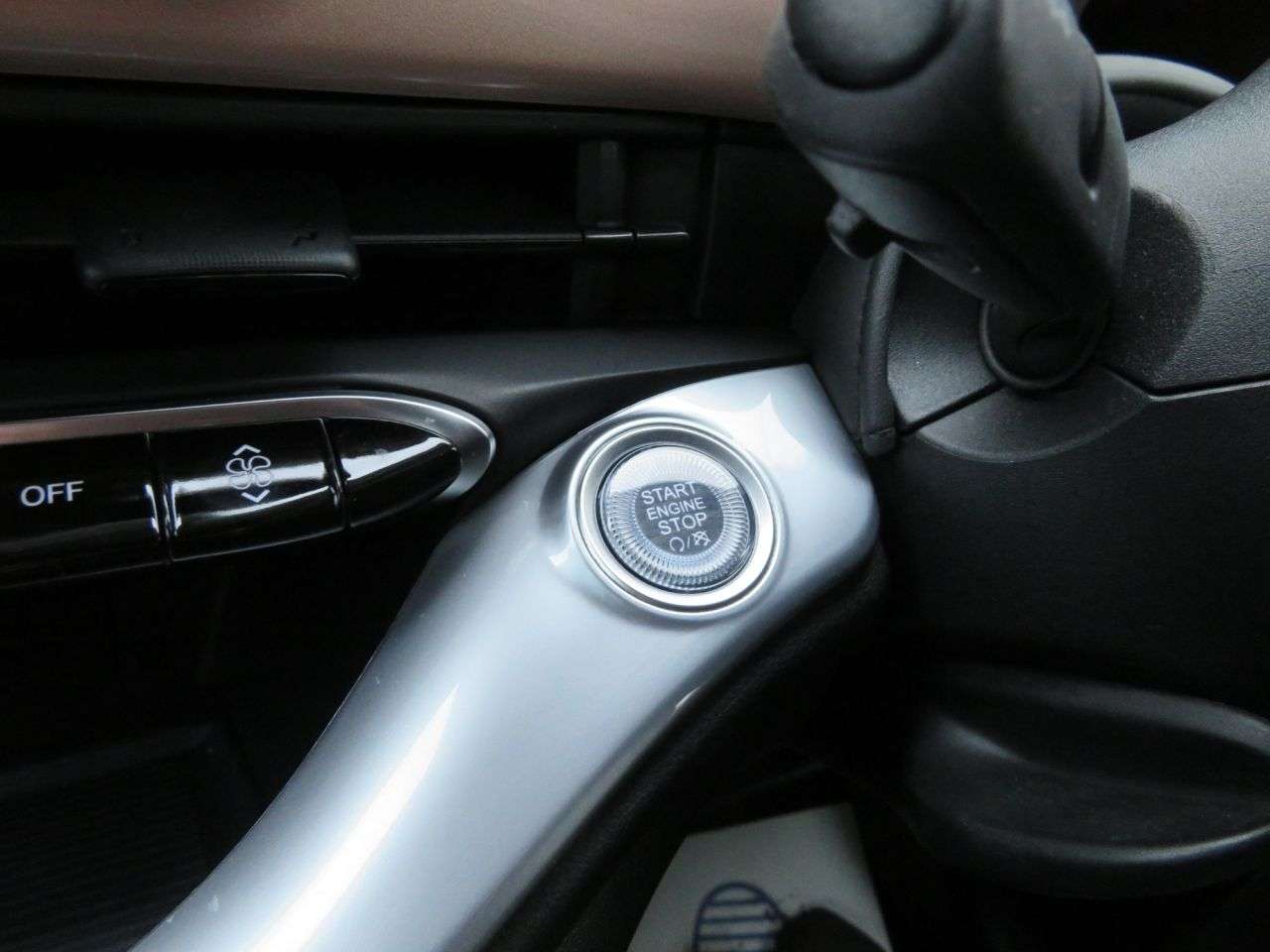 2021 FIAT 500E C 2021 FIAT 500E C