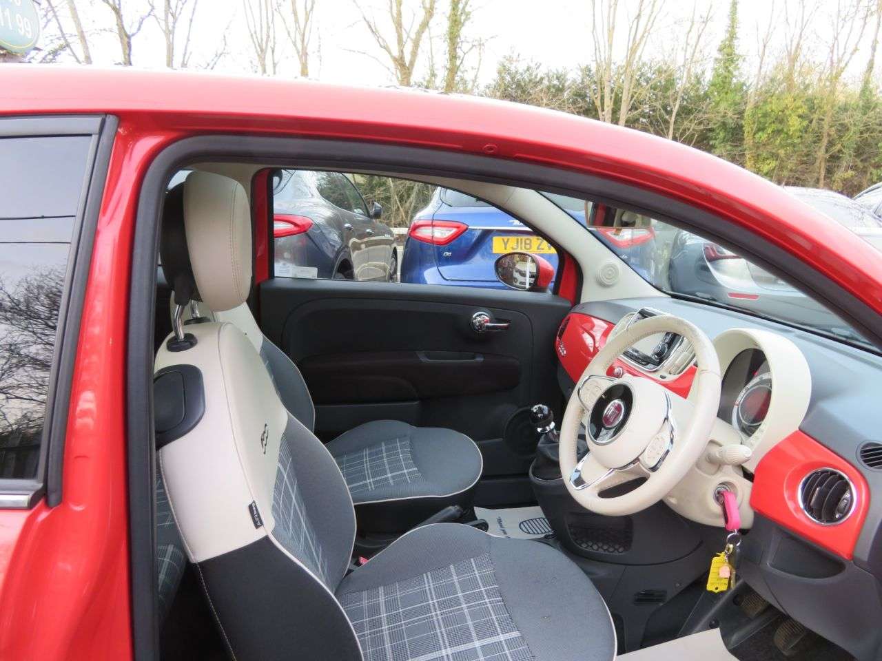 2016 FIAT 500 2016 FIAT 500