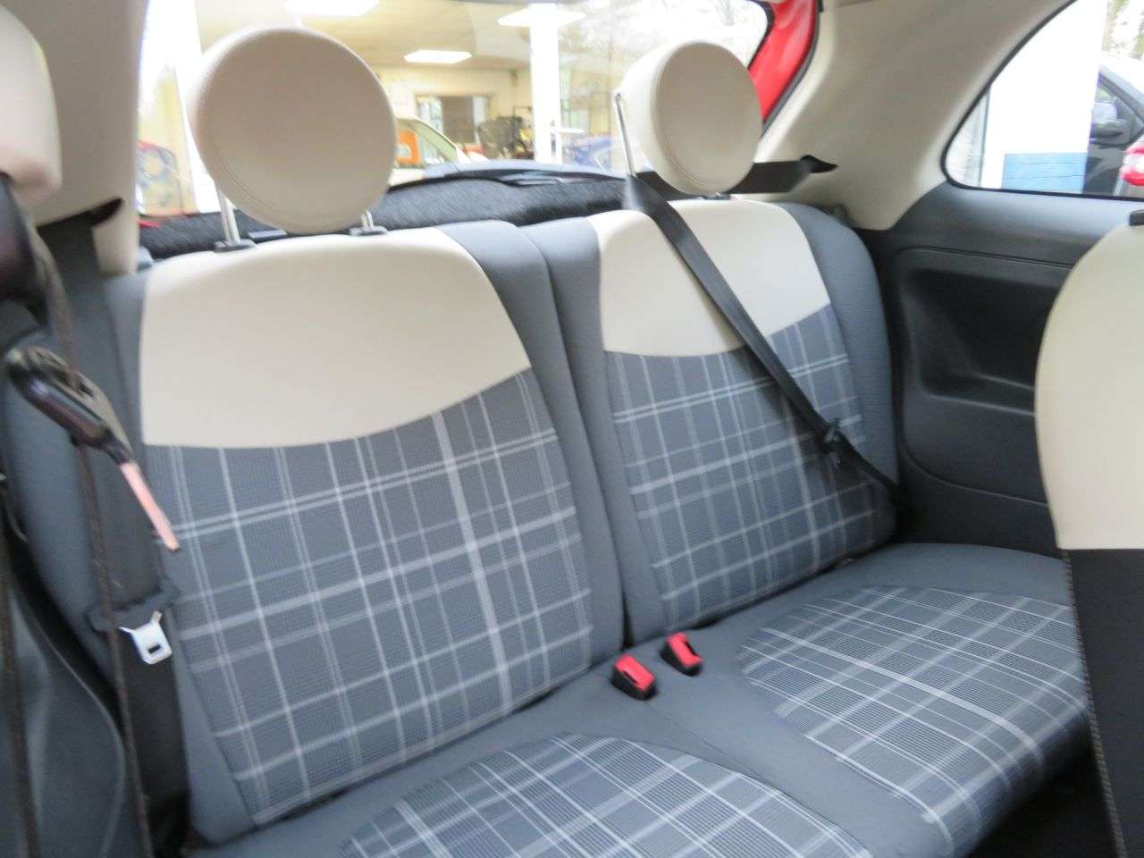 2016 FIAT 500 2016 FIAT 500