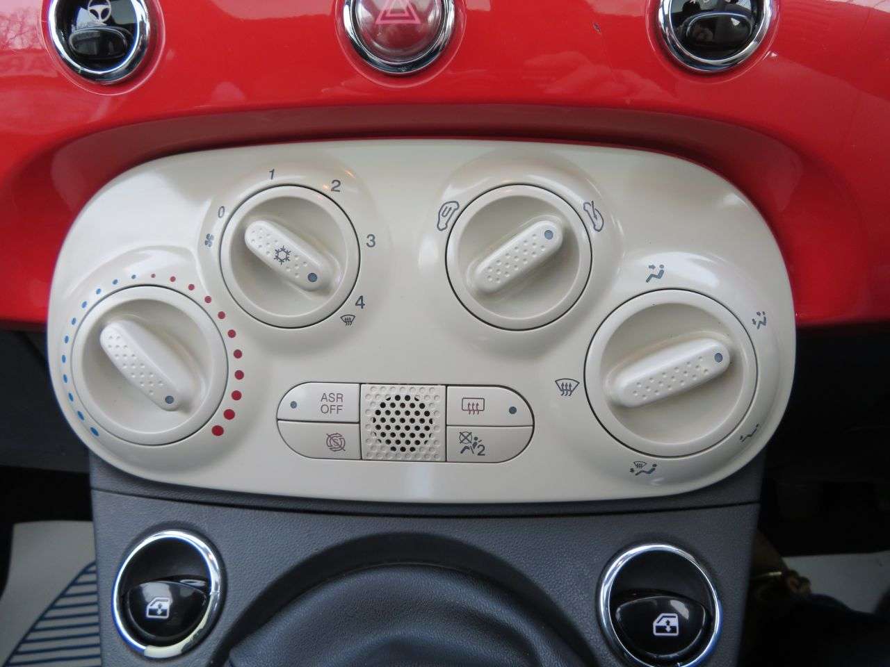 2016 FIAT 500 2016 FIAT 500