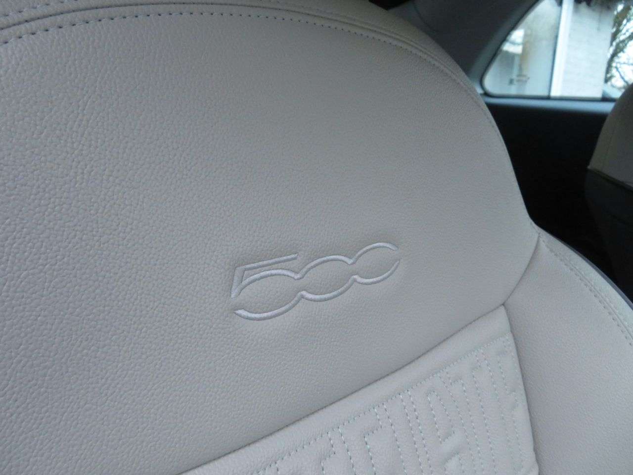 2023 FIAT 500E C 2023 FIAT 500E C