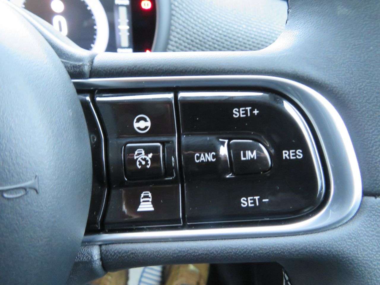 2023 FIAT 500E C 2023 FIAT 500E C