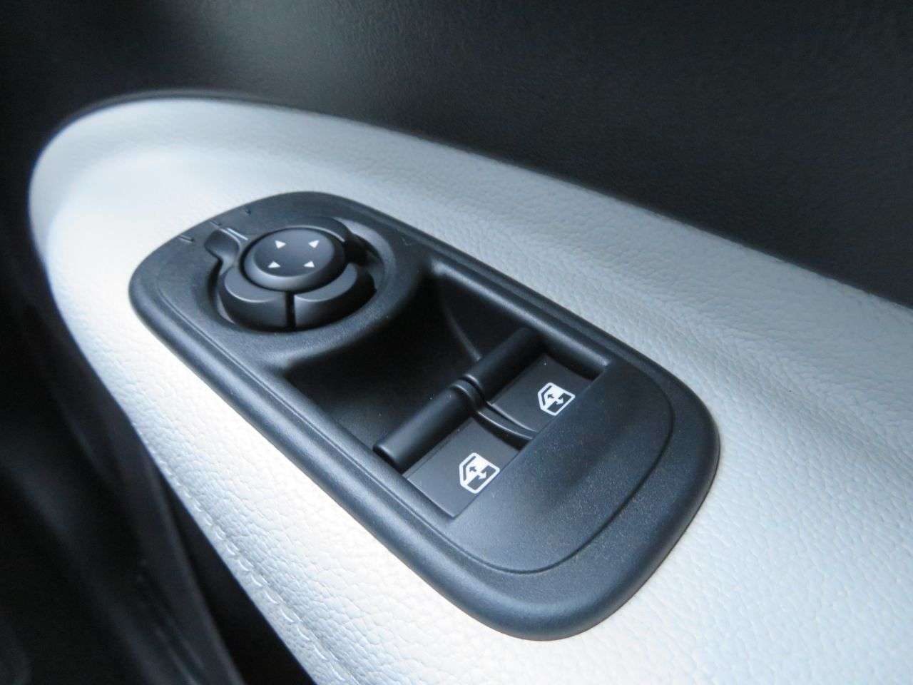 2023 FIAT 500E C 2023 FIAT 500E C