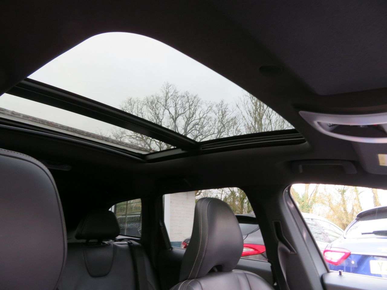 2017 VOLVO XC60 2017 VOLVO XC60