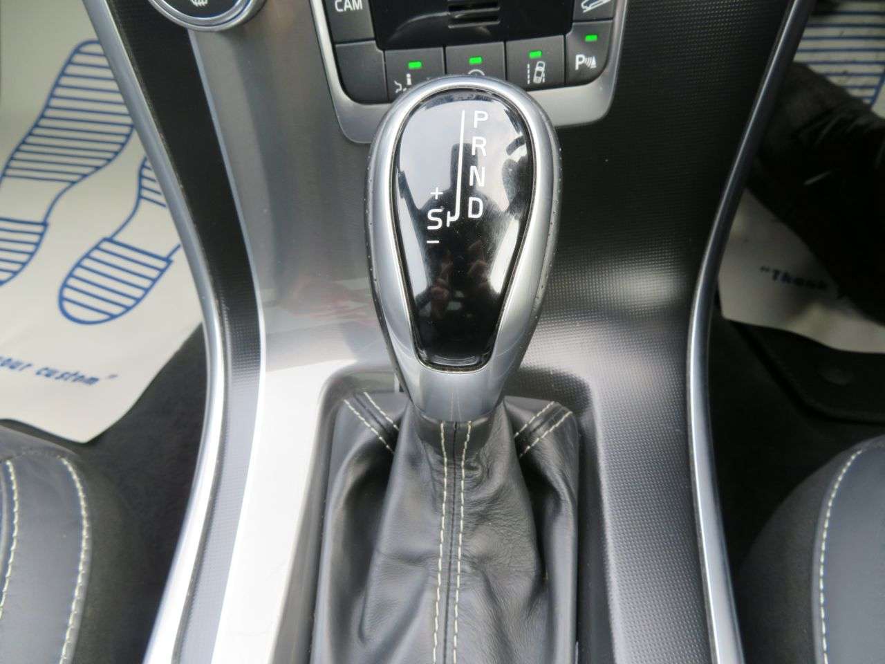 2017 VOLVO XC60 2017 VOLVO XC60