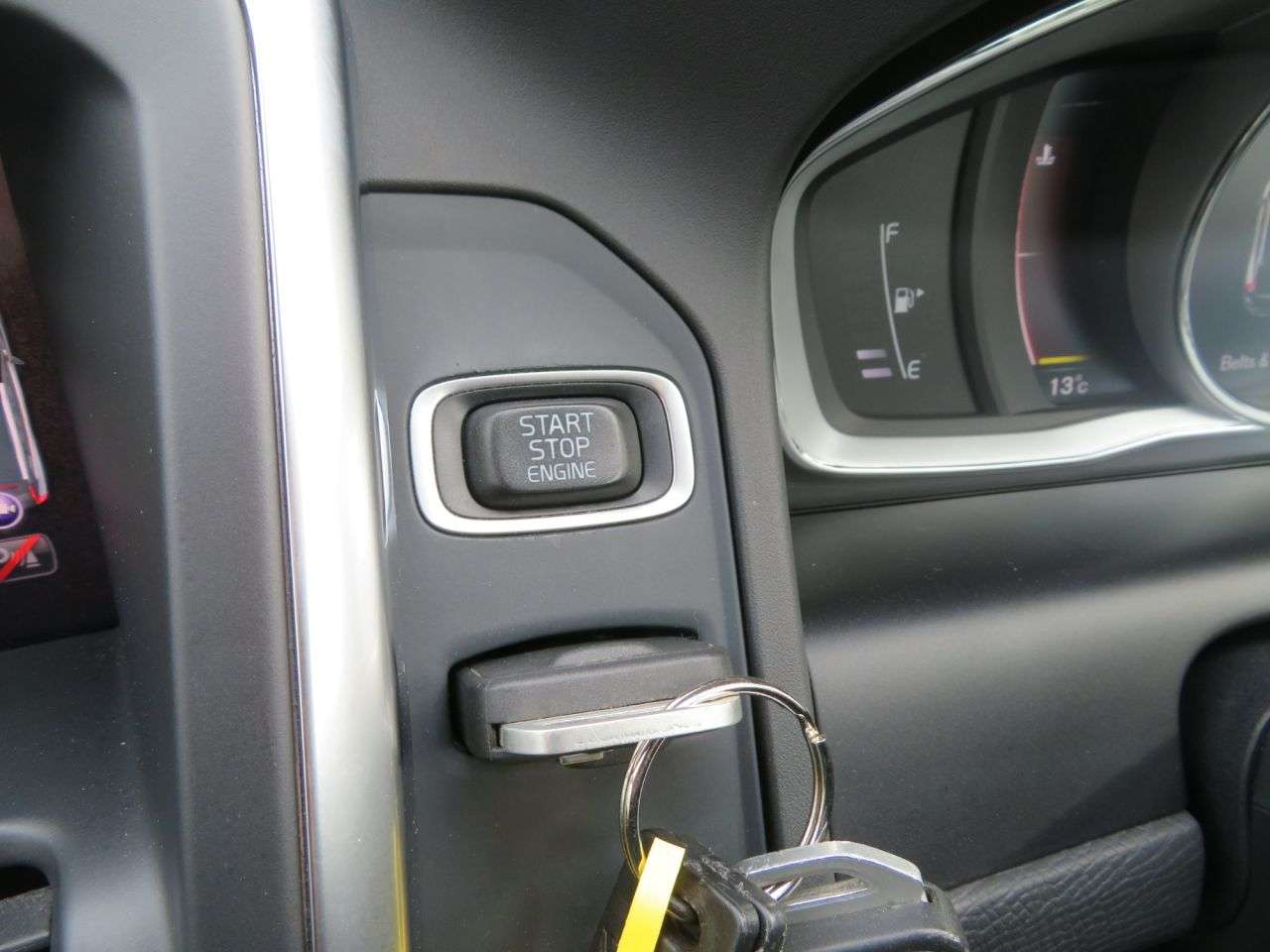 2017 VOLVO XC60 2017 VOLVO XC60