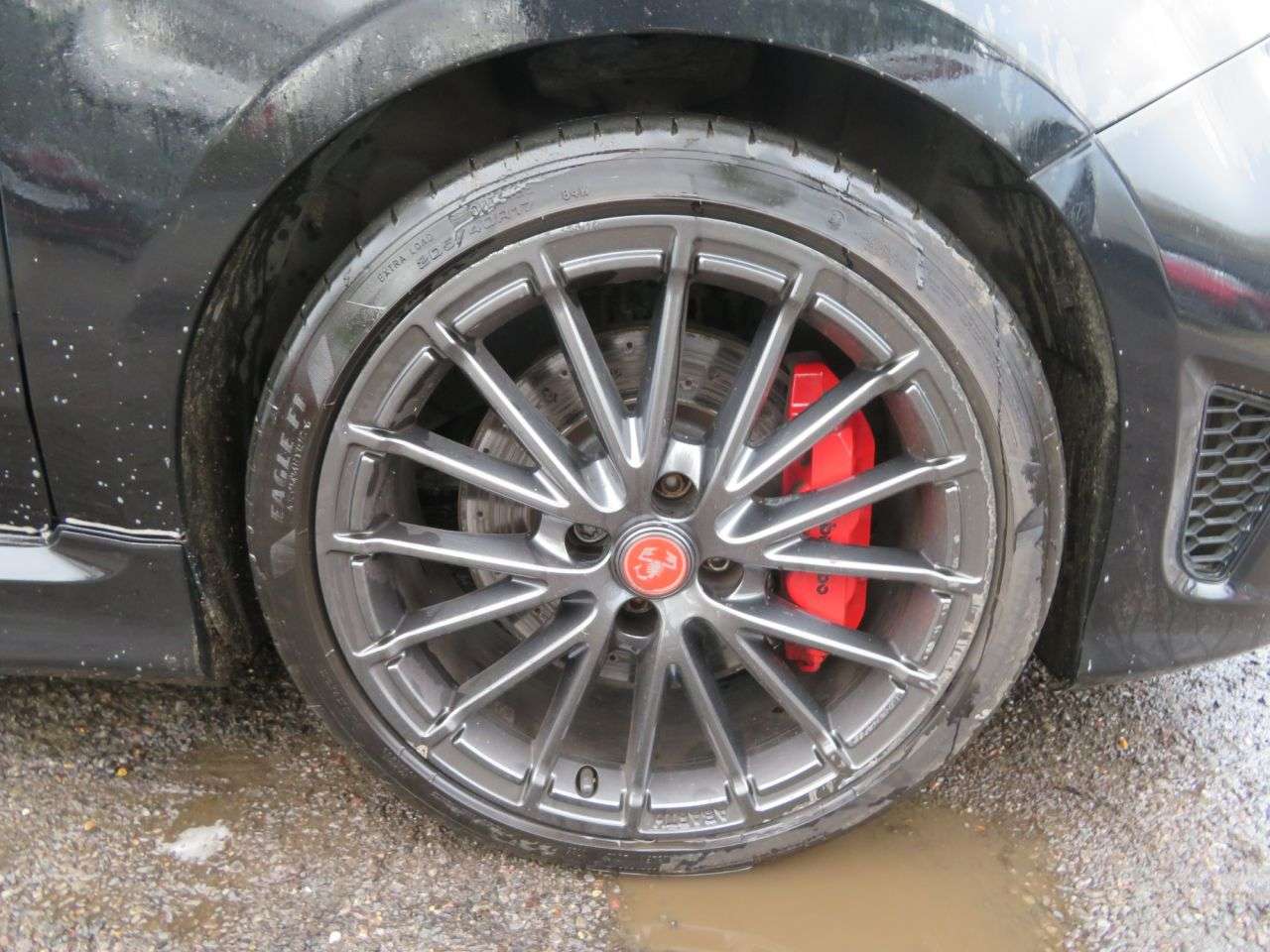 2022 ABARTH 695 2022 ABARTH 695