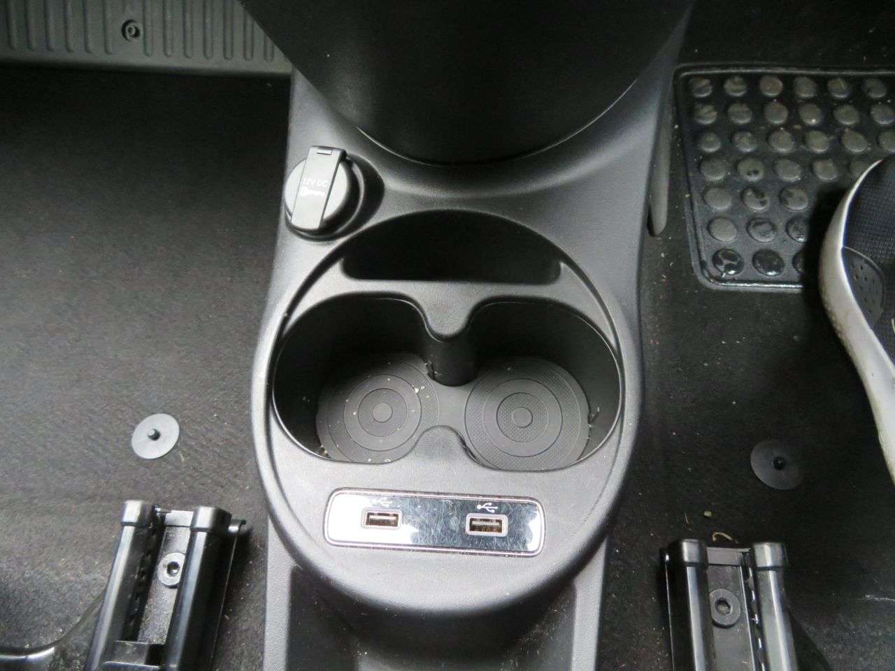 2022 ABARTH 695 2022 ABARTH 695