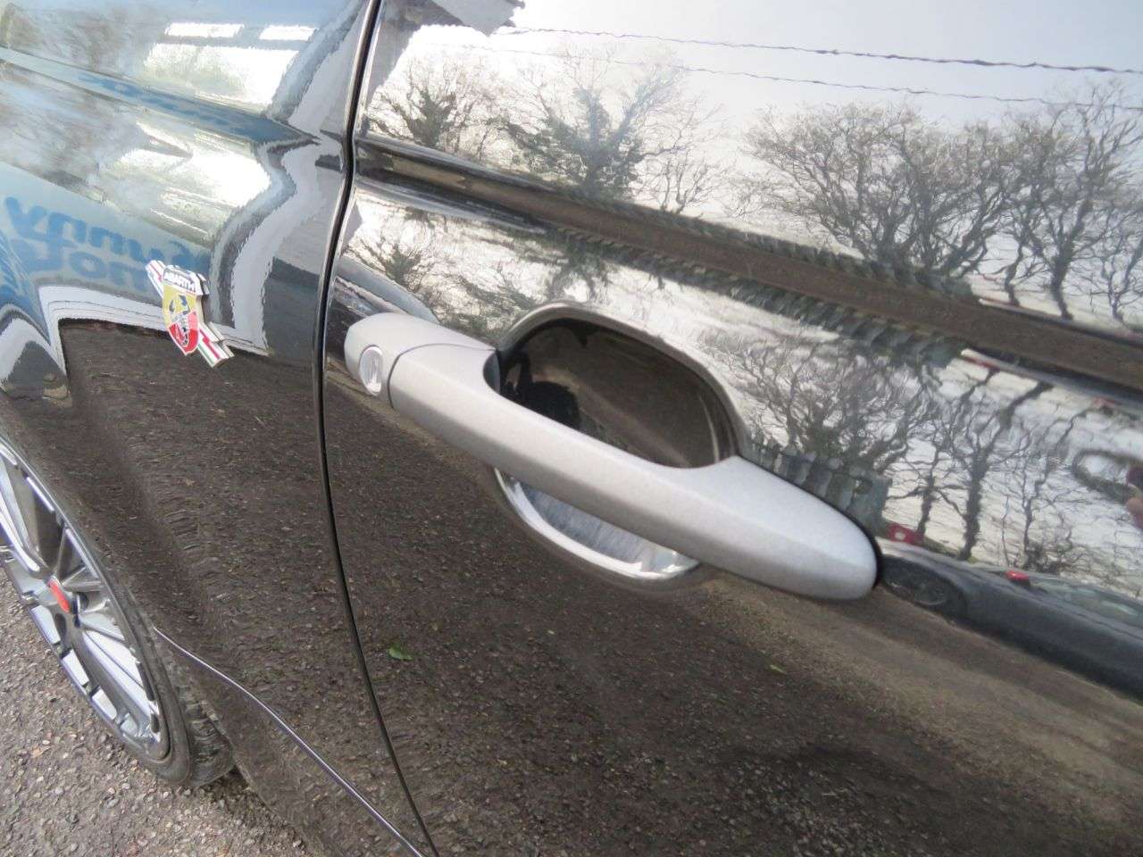 2022 ABARTH 695 2022 ABARTH 695