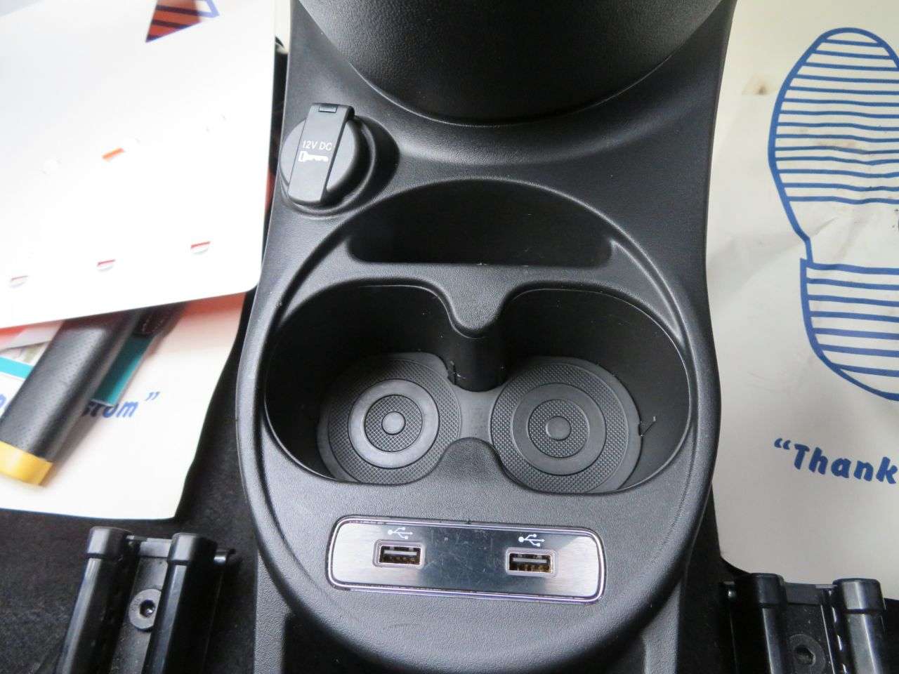 2022 ABARTH 695 2022 ABARTH 695