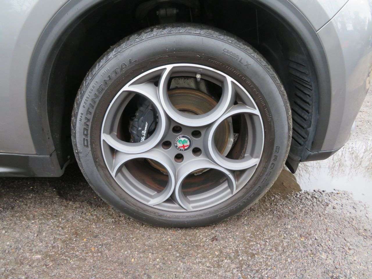 A 2019 ALFA ROMEO STELVIO 2.0T Speciale SUV 5dr Petrol Automatic Q4 All Wheel Drive Euro 6 (s/s) (280 A 2019 ALFA ROMEO STELVIO 2.0T Speciale SUV 5dr Petrol Automatic Q4 All Wheel Drive Euro 6 (s/s) (280