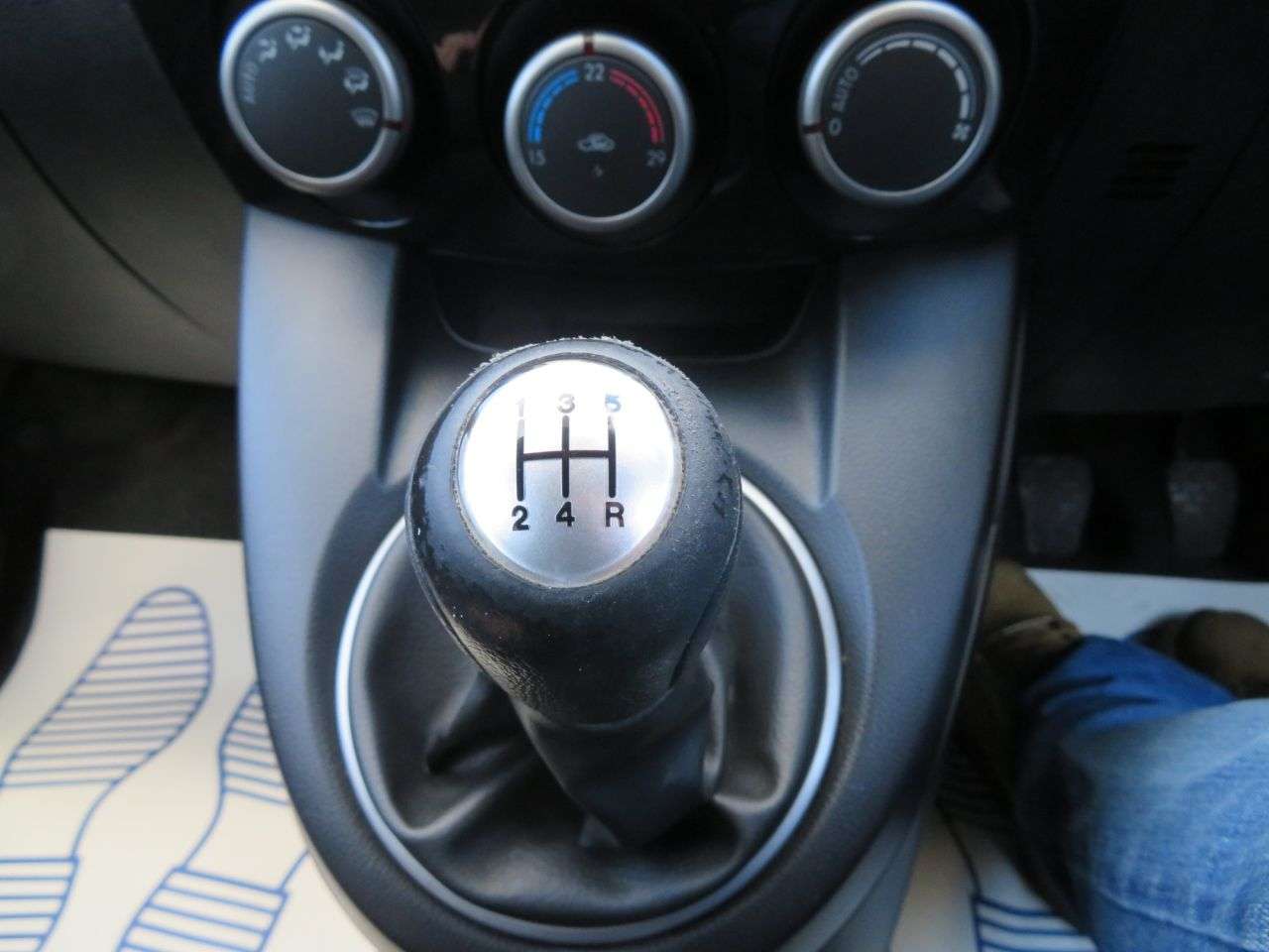 2014 MAZDA 2 2014 MAZDA 2