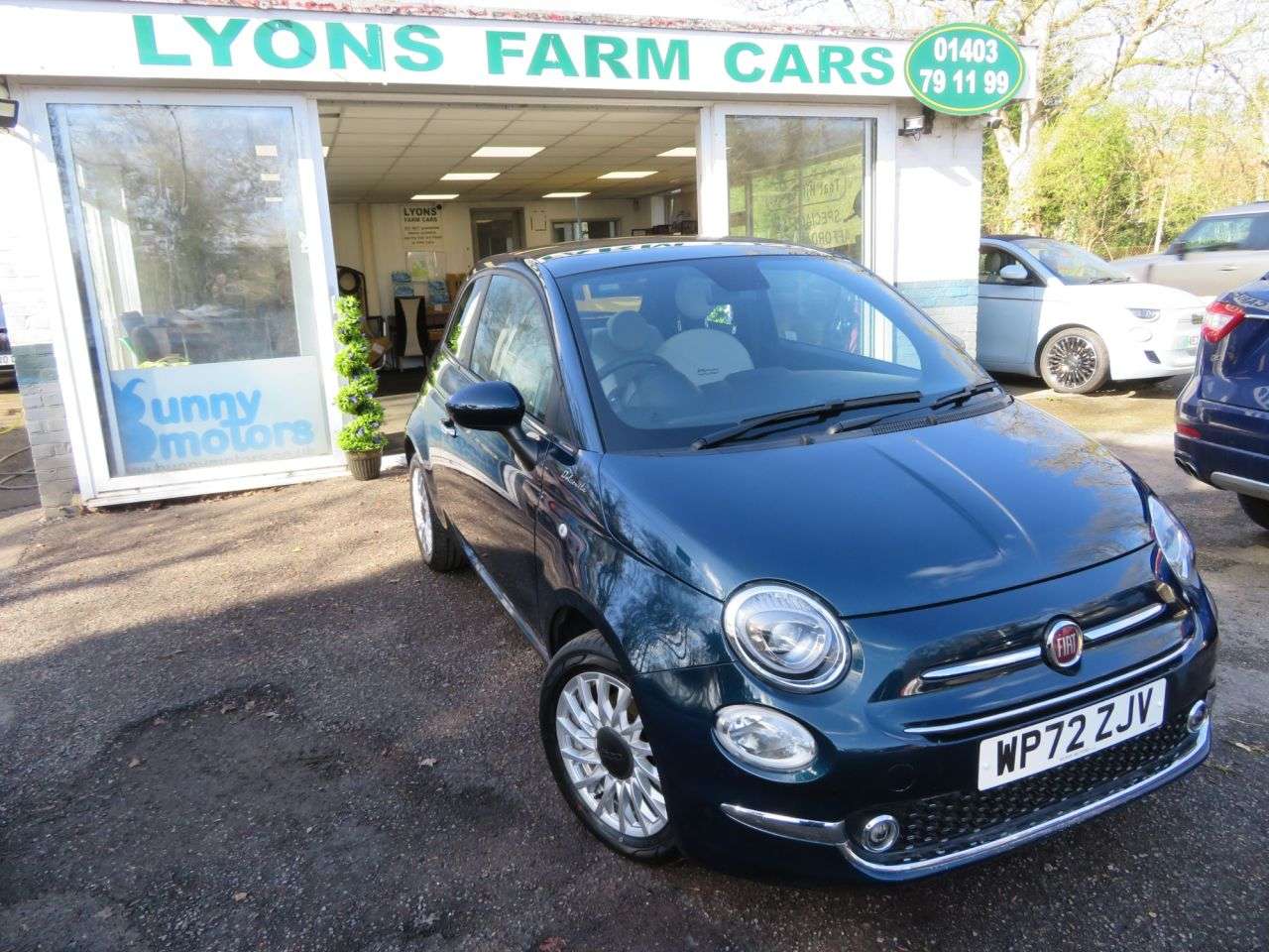 A 2022 FIAT 500 1.0 MHEV Dolcevita Hatchback 3dr Petrol Manual Euro 6 (s/s) (70 bhp) SUNROO A 2022 FIAT 500 1.0 MHEV Dolcevita Hatchback 3dr Petrol Manual Euro 6 (s/s) (70 bhp) SUNROO