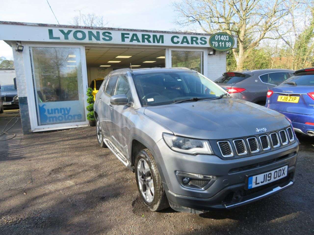 A 2019 JEEP COMPASS 1.4T MultiAirII Limited SUV 5dr Petrol Automatic 4 Wheel Drive Euro 6 (s/s) A 2019 JEEP COMPASS 1.4T MultiAirII Limited SUV 5dr Petrol Automatic 4 Wheel Drive Euro 6 (s/s)