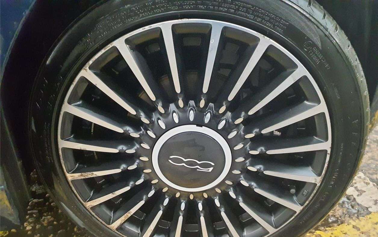 A 2020 FIAT 500 1.0 MHEV Launch Edition Hatchback 3dr Petrol Manual Euro 6 (s/s) (70 bhp) 1 A 2020 FIAT 500 1.0 MHEV Launch Edition Hatchback 3dr Petrol Manual Euro 6 (s/s) (70 bhp) 1