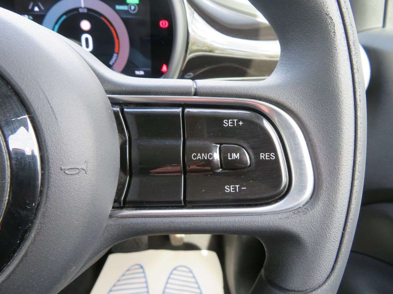 2021 FIAT 500E 2021 FIAT 500E