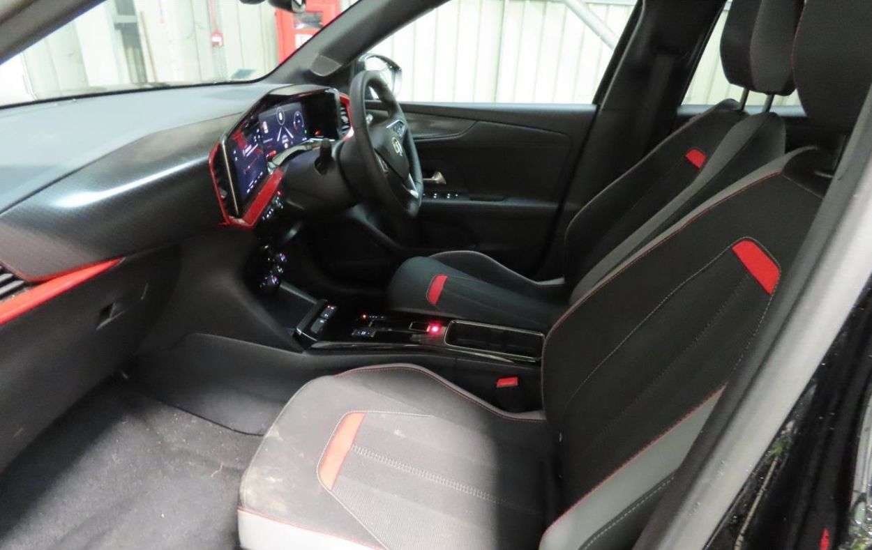 A 2024 VAUXHALL MOKKA ELECTRIC 50kWh GS SUV 5dr Electric Automatic (136 ps) A 2024 VAUXHALL MOKKA ELECTRIC 50kWh GS SUV 5dr Electric Automatic (136 ps)