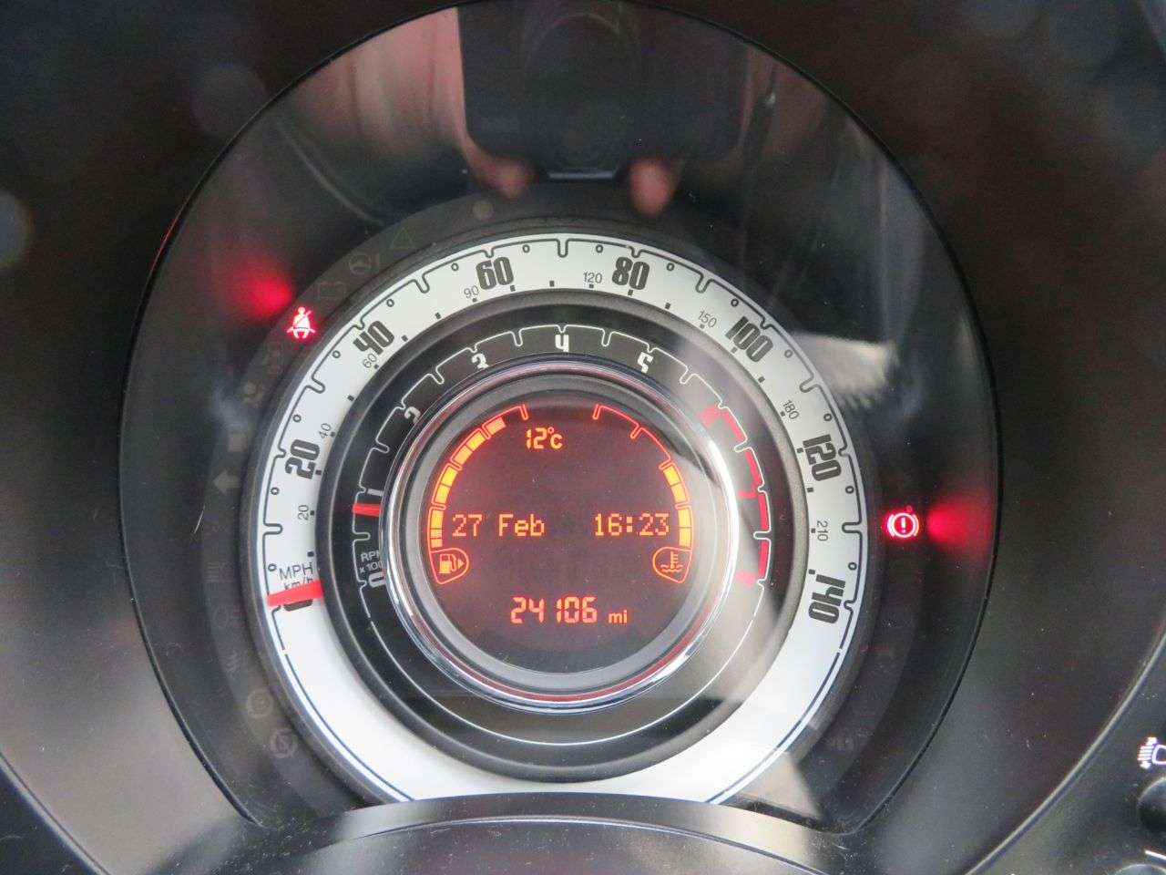 2019 FIAT 500 2019 FIAT 500