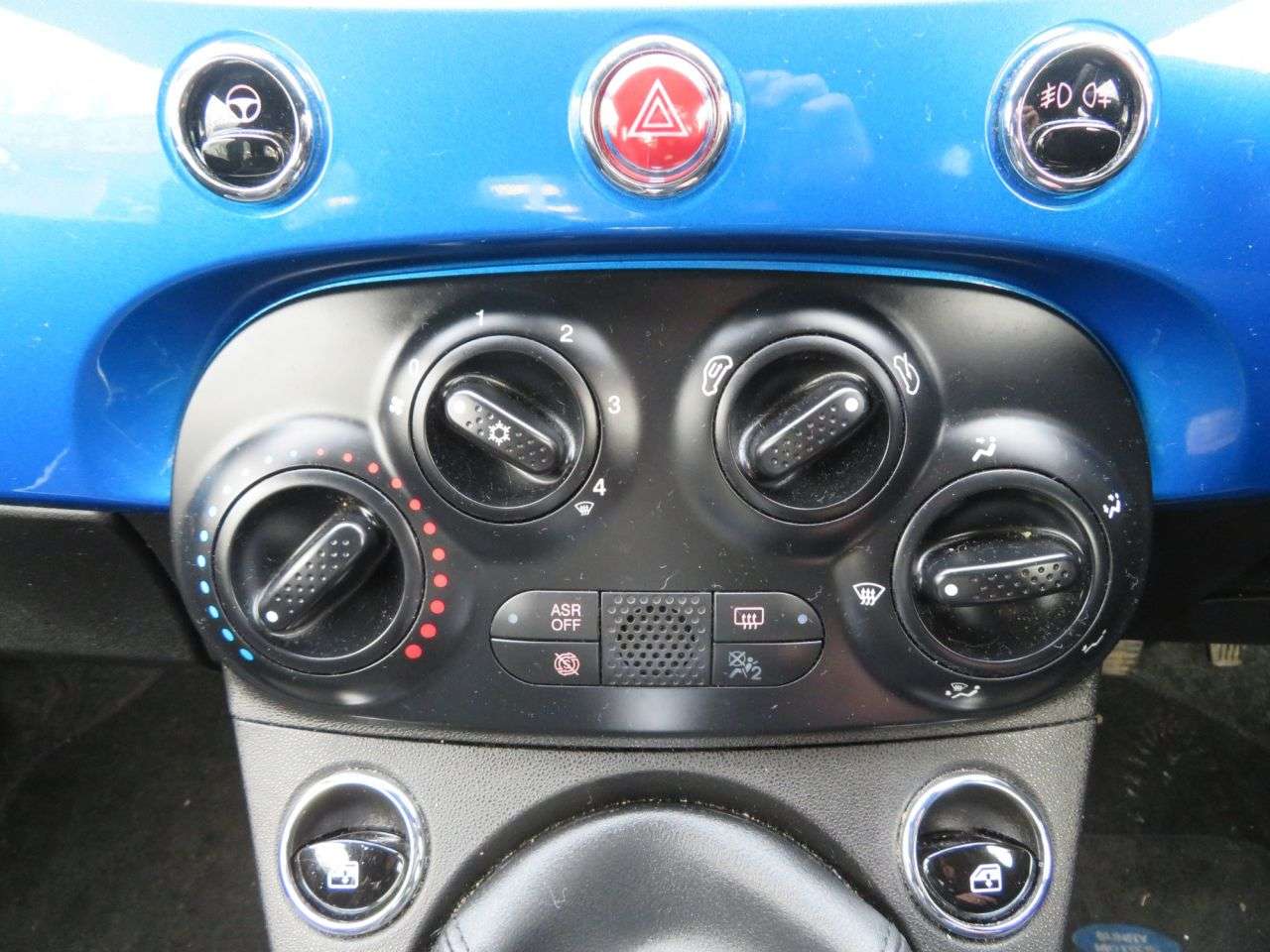 2019 FIAT 500 2019 FIAT 500