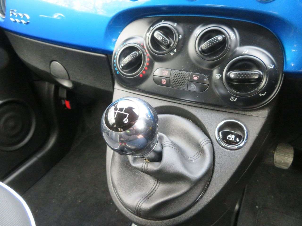 2019 FIAT 500 2019 FIAT 500