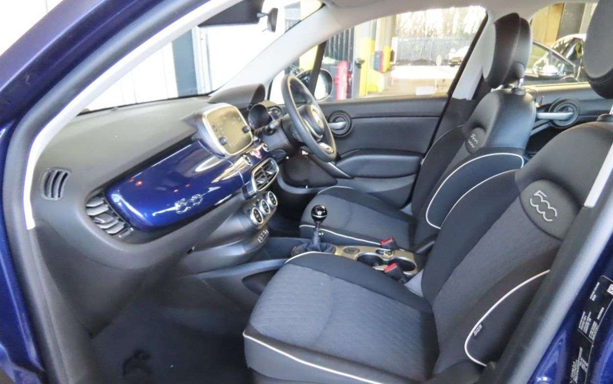 A 2018 FIAT 500X 1.0 FireFly Turbo MultiAir City Cross SUV 5dr Petrol Manual Euro 6 (s/s) (1 A 2018 FIAT 500X 1.0 FireFly Turbo MultiAir City Cross SUV 5dr Petrol Manual Euro 6 (s/s) (1