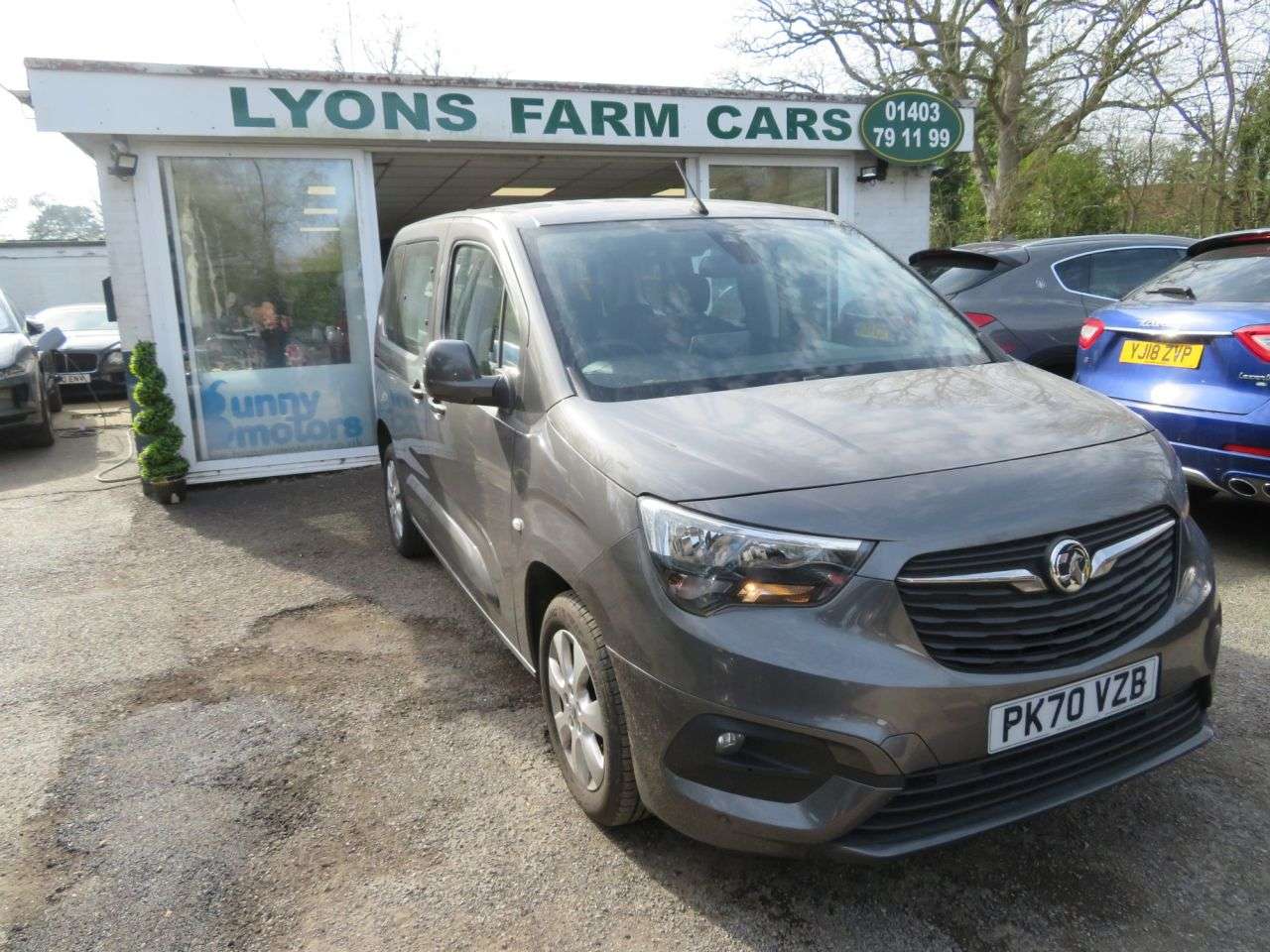 A 2020 VAUXHALL COMBO LIFE 1.2 Turbo GPF Energy MPV 5dr Petrol Manual Euro 6 (s/s) (7 Seater) (110 ps) A 2020 VAUXHALL COMBO LIFE 1.2 Turbo GPF Energy MPV 5dr Petrol Manual Euro 6 (s/s) (7 Seater) (110 ps)