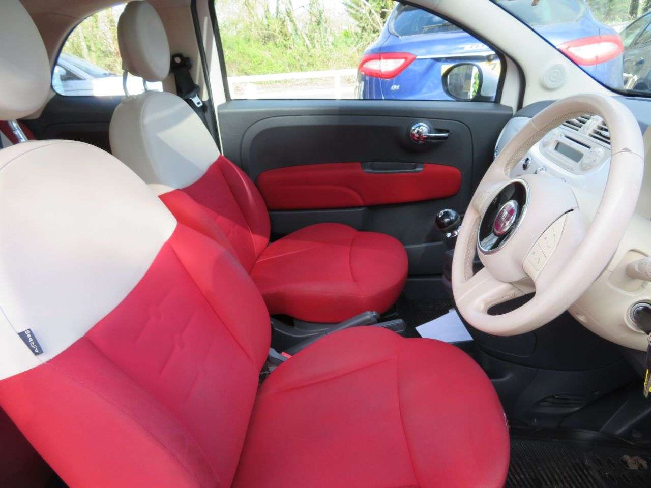 2010 FIAT 500 2010 FIAT 500