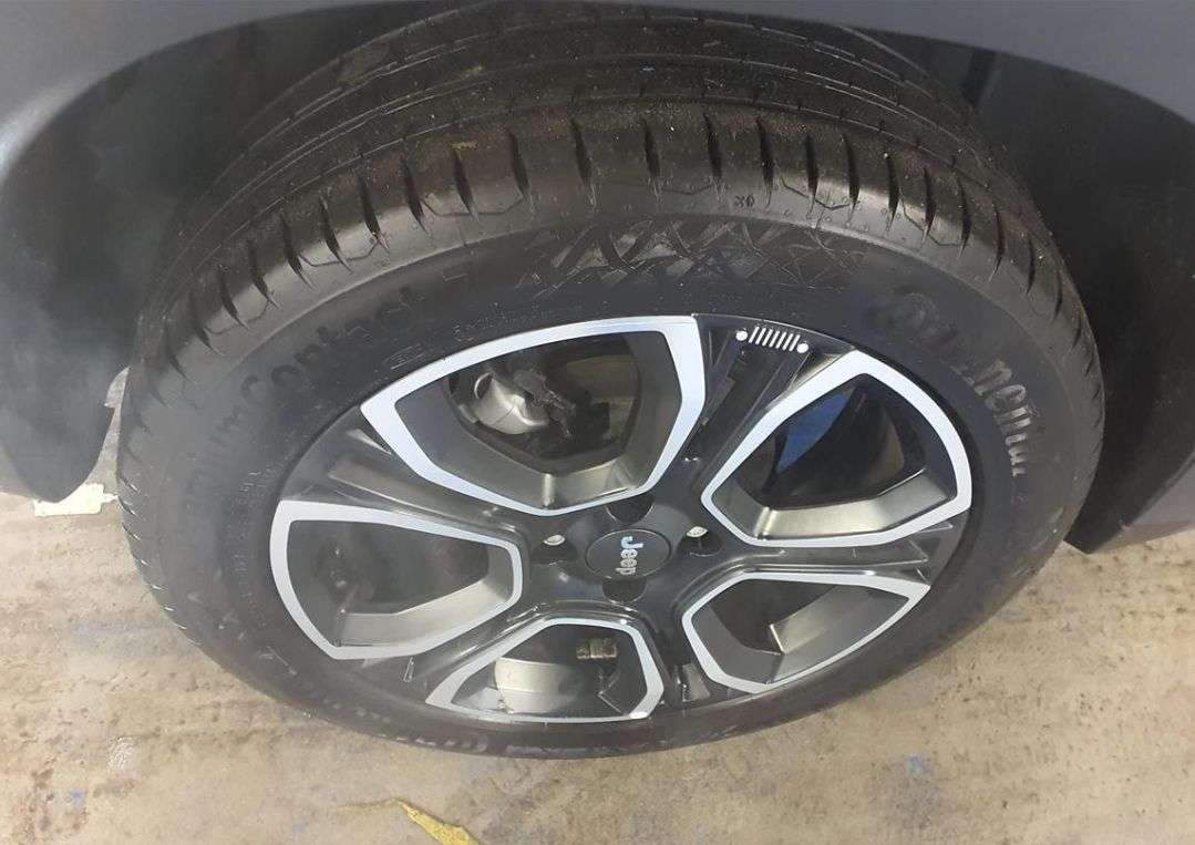 A 2024 JEEP AVENGER 1.2 Turbo Altitude+ SUV 5dr Petrol Manual Euro 6 (s/s) (100 ps) A 2024 JEEP AVENGER 1.2 Turbo Altitude+ SUV 5dr Petrol Manual Euro 6 (s/s) (100 ps)